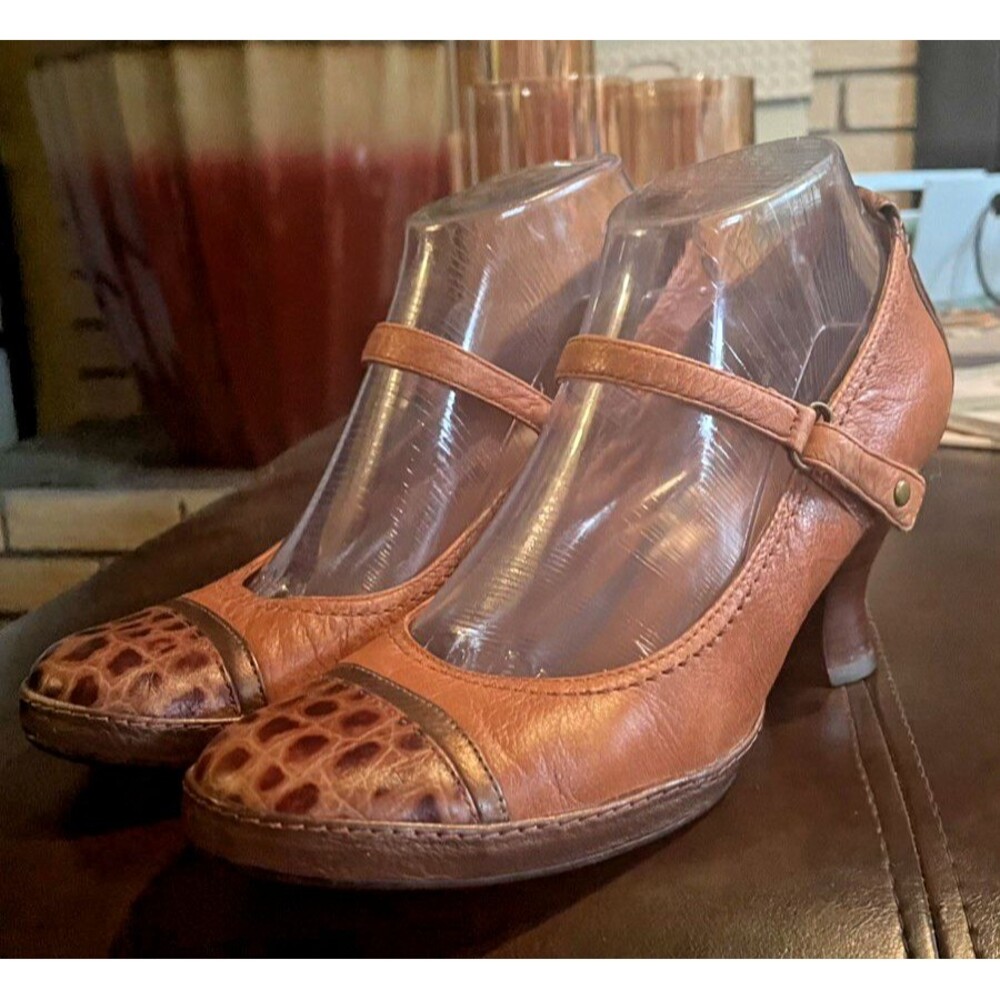 Indigo By Clarks Brown Leather Mary Jane Pumps Shoes High Heel Womens Size 8M